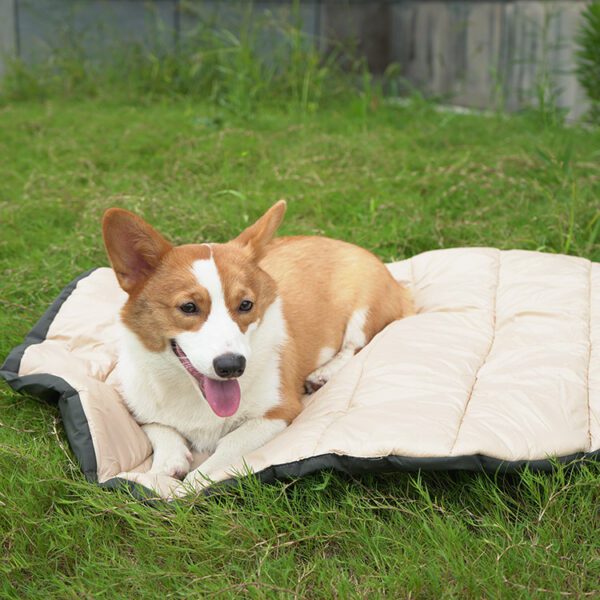 Outdoor Storable Pet Travel Pad Waterproof And Lightweight - Image 6